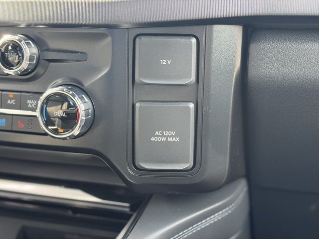 2027 Ford Super Duty F-350 SRW Platinum
