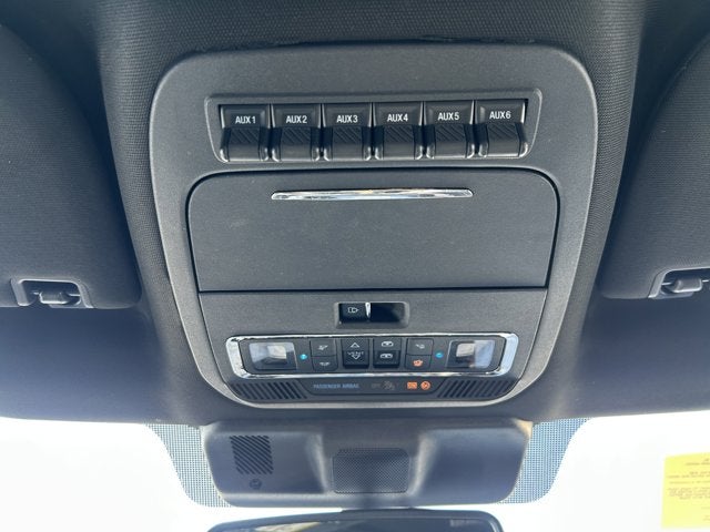 2024 Ford Super Duty F-350 Plat