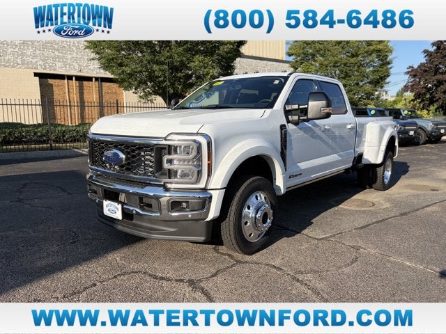 2026 Ford Super Duty F-450 DRW LARIAT