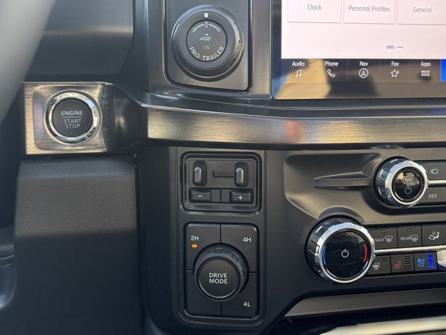 2026 Ford Super Duty F-450 DRW LARIAT