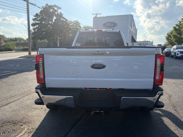 2026 Ford Super Duty F-450 DRW LARIAT