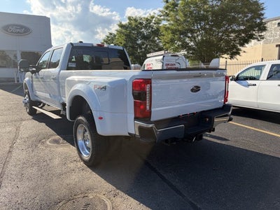2026 Ford Super Duty F-450 DRW LARIAT