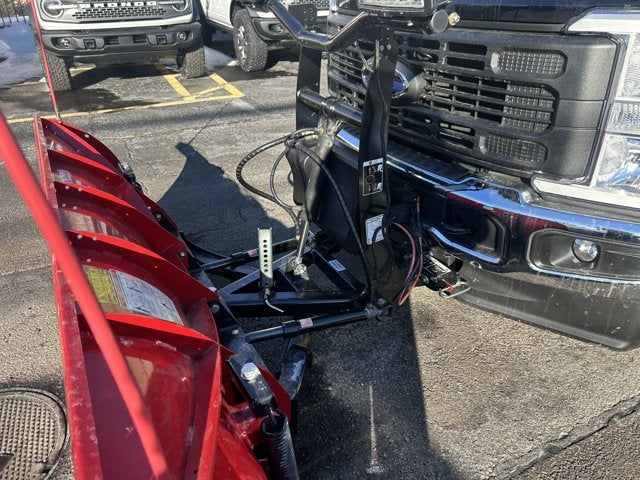 2023 Ford Super Duty F-250 XL 8' PLOW