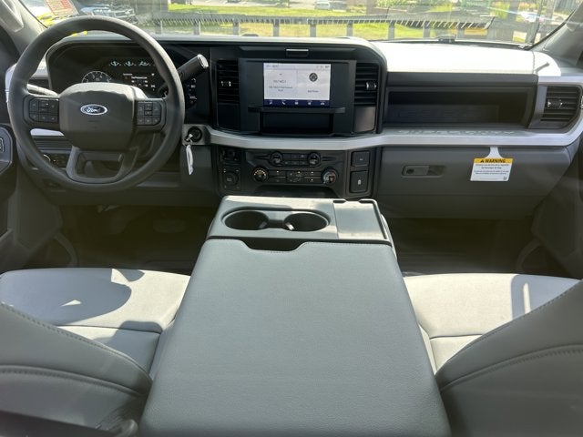 2026 Ford Super Duty F-250 SRW XL 8' PLOW