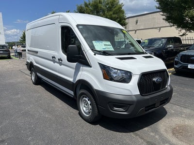 2025 Ford Transit Cargo Van Base