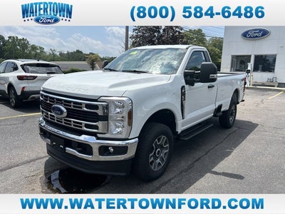 2025 Ford Super Duty F-350 SRW XLT