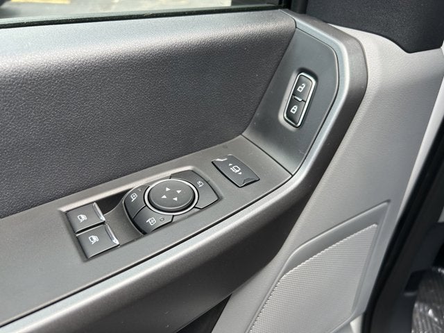 2025 Ford Super Duty F-350 SRW XLT