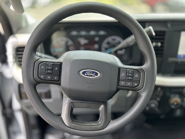 2025 Ford Super Duty F-350 SRW XLT