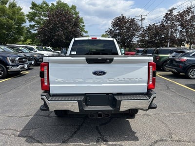2025 Ford Super Duty F-350 SRW XLT