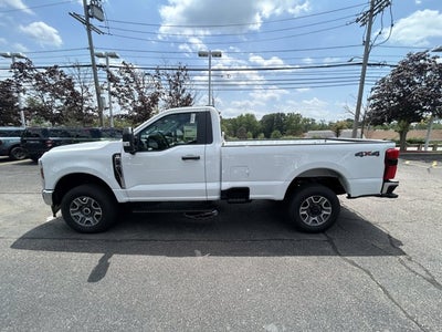 2025 Ford Super Duty F-350 SRW XLT