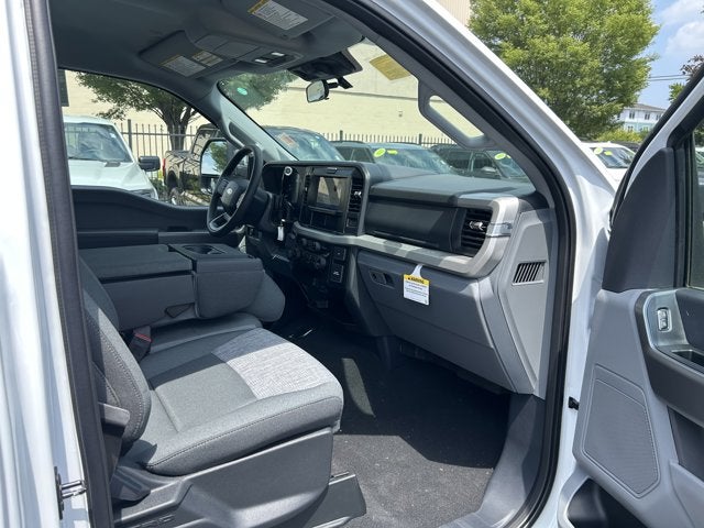 2025 Ford Super Duty F-350 SRW XLT