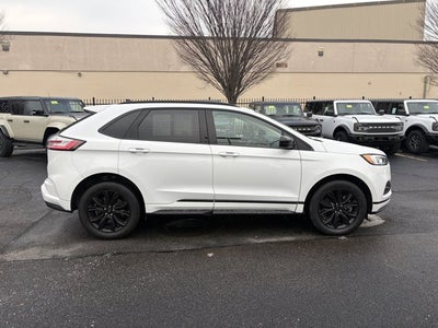 2023 Ford Edge SE