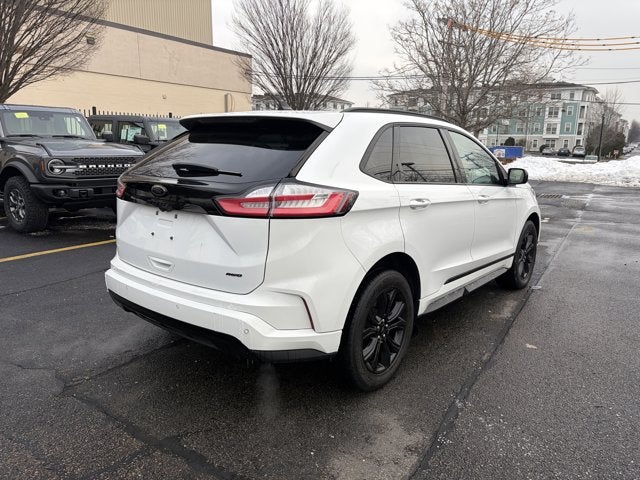 2023 Ford Edge SE