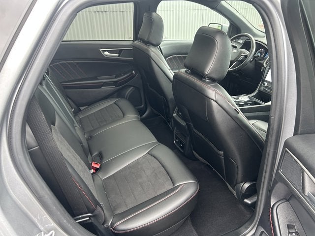 2022 Ford Edge ST Line