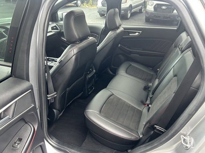 2022 Ford Edge ST Line