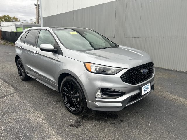 2022 Ford Edge ST Line