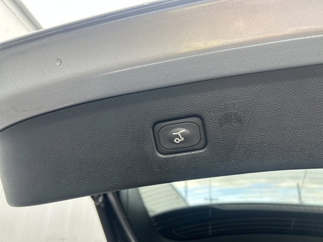 2022 Ford Edge ST Line