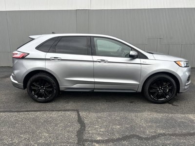 2022 Ford Edge ST Line