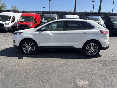 2022 Ford Edge Titanium