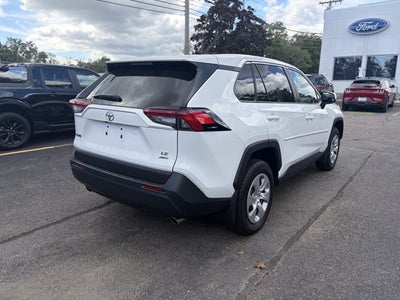 2025 Toyota RAV4 LE