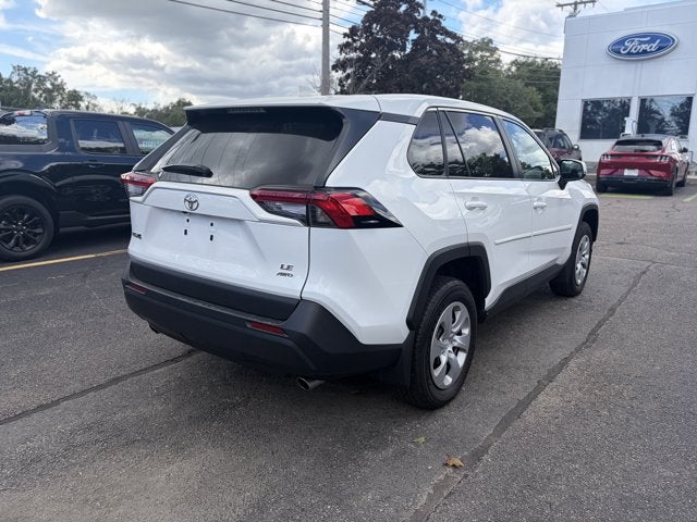 2025 Toyota RAV4 LE