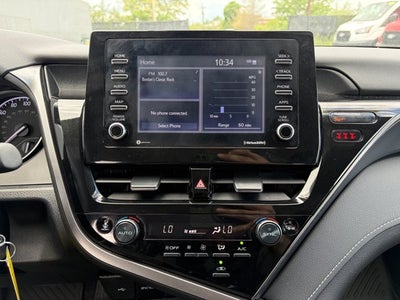 2022 Toyota Camry SE