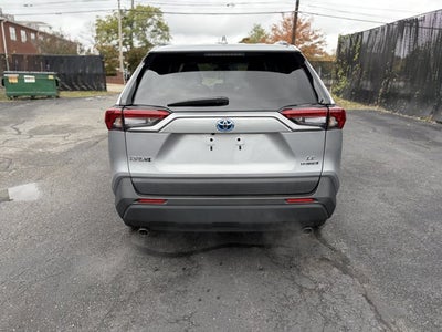 2022 Toyota RAV4 Hybrid LE